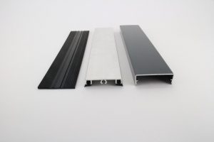 DAKPROFIEL ALUMINIUM - SCHROEFBAAR EN OP MAAT