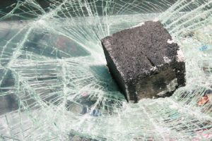 Klassiek gelaagd enkel glas 43.2 (glasdikte 7.76 mm)