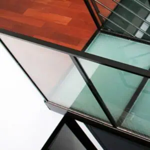 gelaagd-mattefolies-beloopbaar-glas