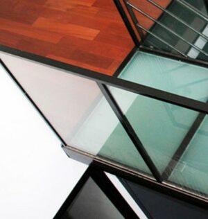 gelaagd-mattefolies-beloopbaar-glas