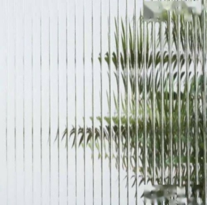 Flutes, Moru, Strepen glas