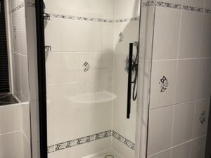 Complete douchedeur op maat โ met aqua light draaiprofiel